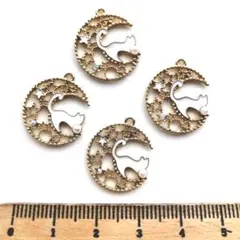 Item thumbnail for item d1fe947a-00e8-4833-ae53-9b163e266537