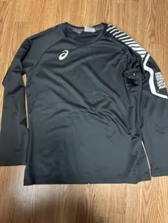 ASICS ブラック 長袖 トレーニングトップ