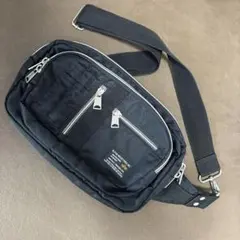 ALPHA INDUSTRIES ショルダーバッグ ブラックのサムネイル