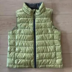 UNIQLO　ダウンベスト　120キッズ　ジップアップ　美品
