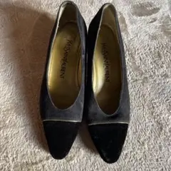 Yves Saint Laurent ブラックパンプス