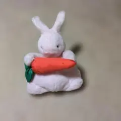 うさぎ ぬいぐるみ 人参付き ホワイト レトロ セキグチ - メルカリ