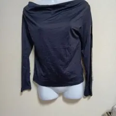 最終値下げバーゲン価格定価5900円＋消費税新品オフショルダートップスビジュー付