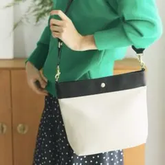 【美品】TOPKAPI 撥水　リプル ナイロンポーチ付き ショルダーバッグ