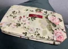 ピンクハウス ノベルティ バラの森プリントバッグインバッグ 生成 新品未使用