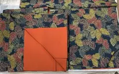 美品　小紋 着物 袷 藍色 蝶々 総柄 レトロモダンのサムネイル