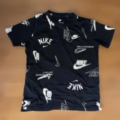 NIKE ロゴTシャツ　150cm