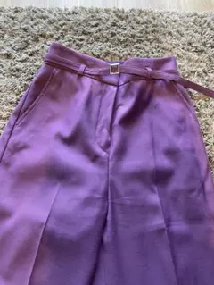 NATURAL BEAUTY BASIC パープルベルト付きパンツ
