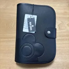 MARY QUANT 花モチーフ付き黒ポーチ