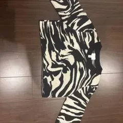 ゼブラ柄 クロップド丈 ニット 長袖