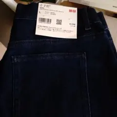 （新品タグ付き）UNIQLOウルトラストレッチデニムパンツ L ダークブルー