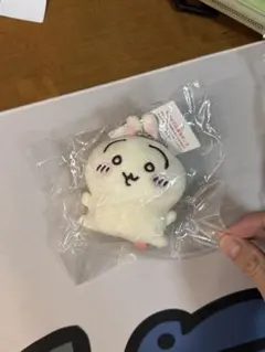 海外限定 ちいかわ まんまる しろめ 白目 マスコット うさぎ
