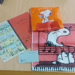 スヌーピー　カードケース