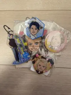 LDHグループ　キーホルダー、缶バッジの5個セット