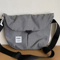 ハロルル　ショルダーバッグ　グレー
