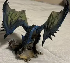モンスターハンター リオレウス亜種 DXFスタチューモデル フィギュア