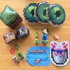 【美品】マインクラフト　ミニフィギュア・ポーチ・キーホルダー他　14点セット