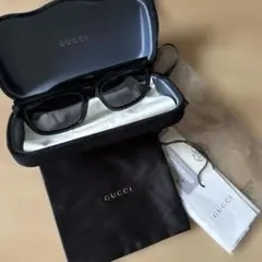 GUCCI サングラス ブラック　ケース&保存袋付きのサムネイル