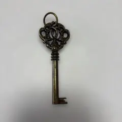アンティーク風　鍵モチーフ　雑貨小物　かぎ　インテリア　ナチュラル　大きめ