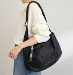 NOMADIS 　ショルダーバッグ