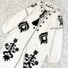 ZARA刺繍カフタンロングワンピース 白黒 リネン コットン タッセル　S