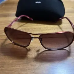 Item thumbnail for item 71e49f82-407e-41a6-a7df-eb728a6828f0