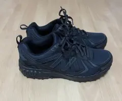 New Balance MT410 トリプルブラック26センチのサムネイル