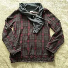 美品　トップスのサムネイル