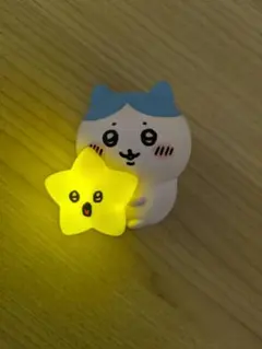 ちいかわ星といっしょライト　ハチワレ