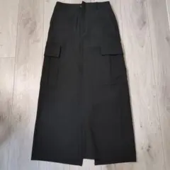 ジーユー　ポケット付き黒ロングスカート　М