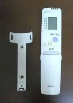 SANYO エアコン用リモコン RCS-ZP1 本体　壁掛けホルダー付のサムネイル