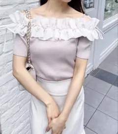 INGNI　オフショル半袖ニット　オフショルダー　きれいめ　ピンクベージュ　春夏