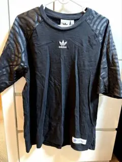 adidas ストライプ柄 ブラック Tシャツ XL