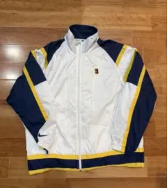 新品同様　NIKE ナイキ　ナイロンジャケット ホワイト/ネイビー/イエロー　L