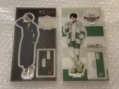 進撃の巨人　ルームウェア　アクリルスタンド　リヴァイ