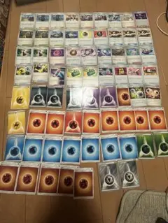ポケモンカード トレーナーズ エネルギー まとめ売り 70枚のサムネイル