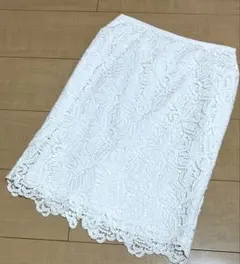 美品【Apweiser-rishe】白レースタイトスカートのサムネイル