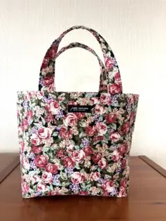 ランチバッグ　トートバッグ　花柄　プレゼントやお返しにも♪