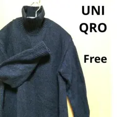 UNIQRO✨ダークブルー タートルネック ニット　Free