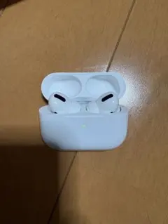 AirPods4 ノイキャン無し 本体 ホワイト 元箱付き - メルカリ