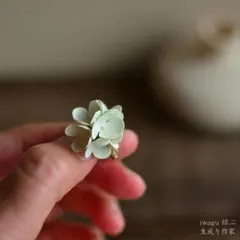 希少 美品 布花作家 pleinpanierさん スズラン 片耳 ピアス - メルカリ