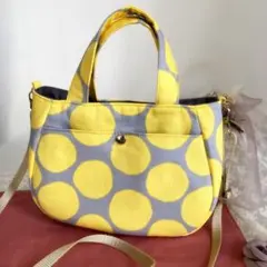 ハンドメイド　ミニトートバッグ　Dカン付き　イエロー　ドット柄