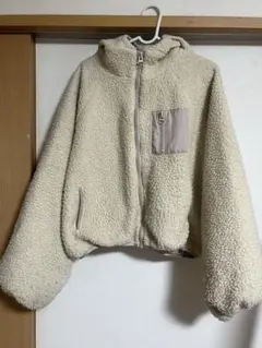 フリースジャケット フード付き クリーム色