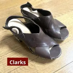 clarks softwear チャンキーヒール　パンプス　4