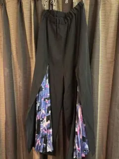 OZMOSIS　スリット入りレイヤードプリーツパンツ