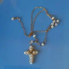 ネックレス　ビーズアクセサリー　クロス　ハンドメイド