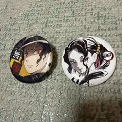 鬼滅の刃　鬼舞辻無惨　缶バッジ2個セット