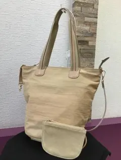 Item thumbnail for item e3cb9591-f3f3-4edb-8833-507a188970b2