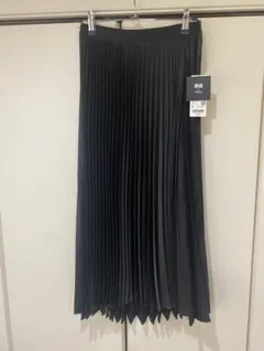 新品タグ付き　UNIQLO × Theory プリーツラップスカート ブラック