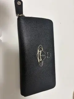 ヴィヴィアン長財布　黒